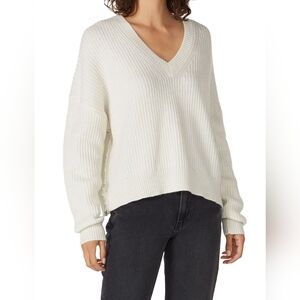 NWOT Charli Oversized Chunky Knit Nelly Sweater With Fringe